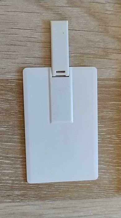 Memorii USB tip card personalizate (Romtelecom)