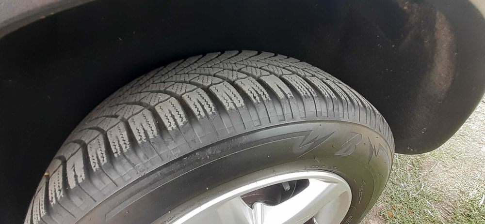 Зимни гуми  Bridgestone - 235/65/17 - 4броя !