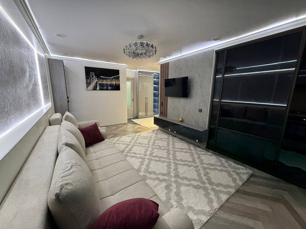 | АВТОРСКИЙ РЕМОНТ МЕТРО ХАМЗА ³4/3/4 Кирпич 74м² ул. Мукуми продаётся