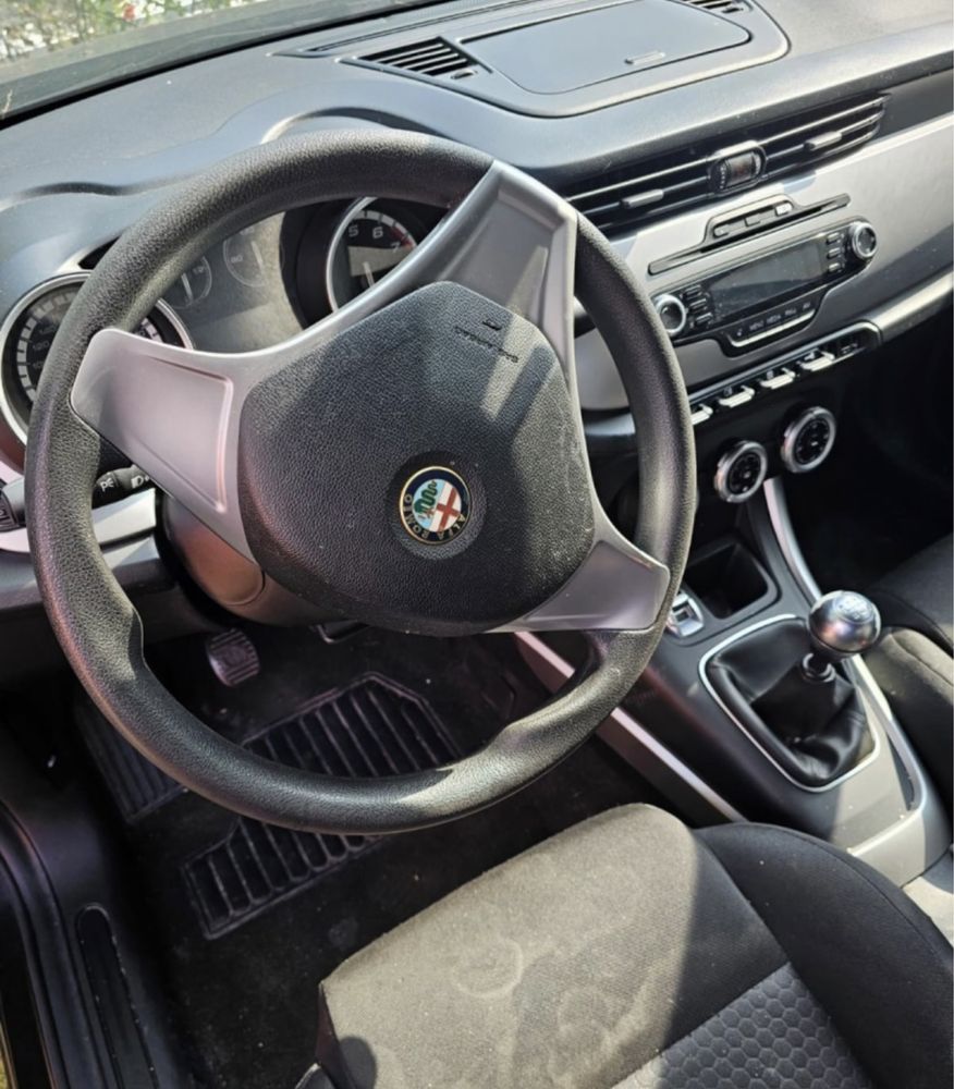 Alfa romeo Giulietta 1.4i на части