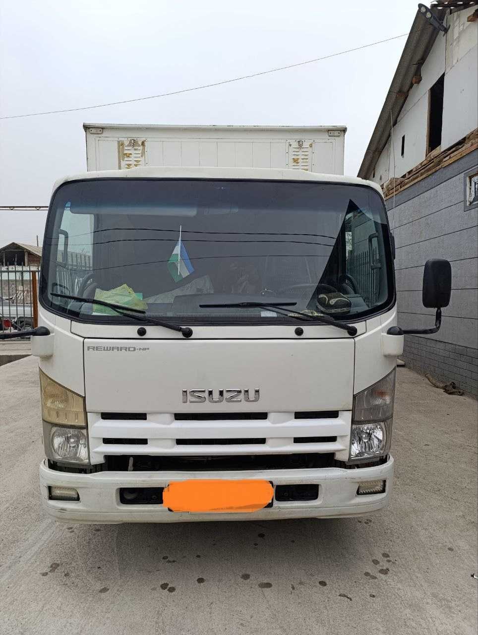 ISUZU NPR 82L CNG sotiladi