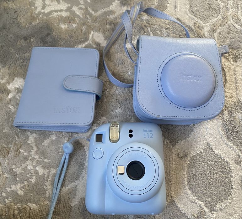 Instax mini фото камераа чекол альбом продаётся состояние хорошее