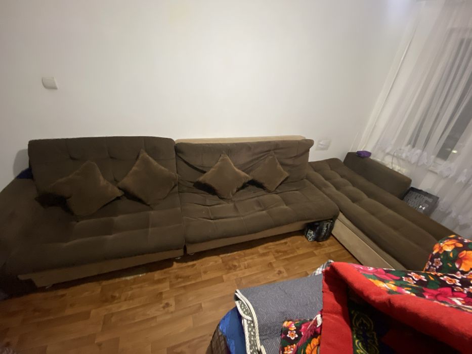 Диван срочно продается