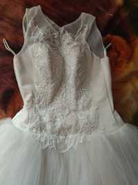 Продам бежевое свадебное платье