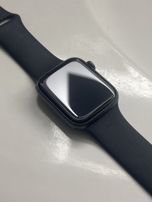 apple watch se в идеальном состоянии