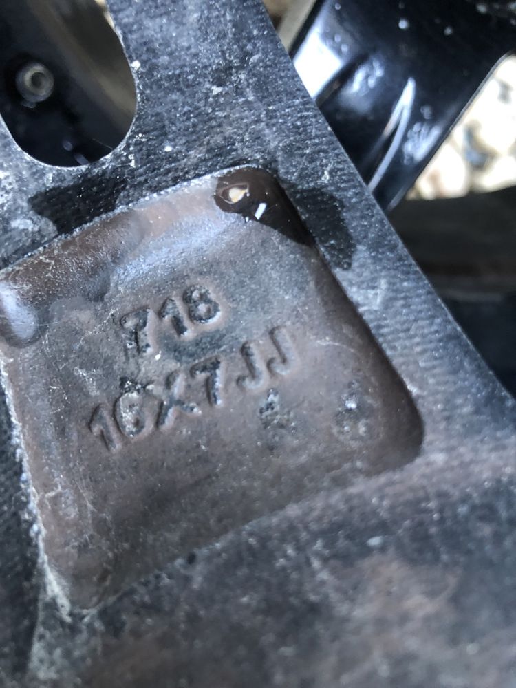 Диски на бмв R 16