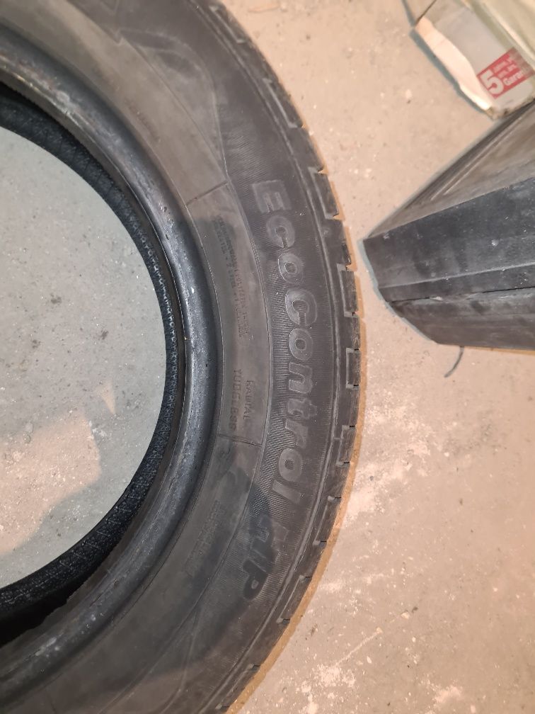 Летни гуми 195/65/15. 4 броя