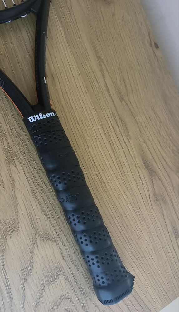 Тенис ракета Wilson Burn FST 99