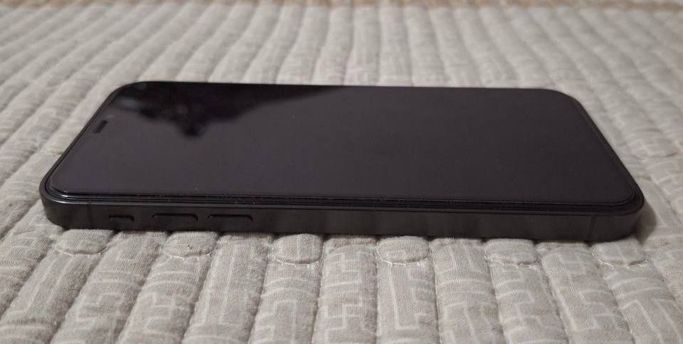 Iphone Xr/ 15pro korpusda
