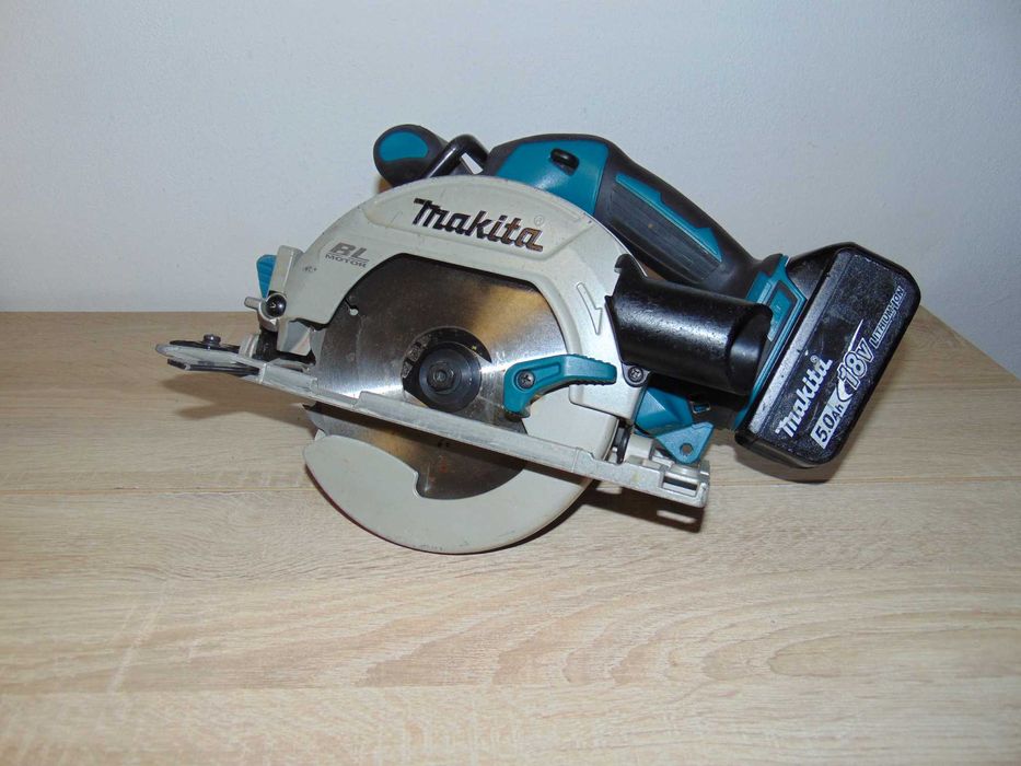 Makita DHS680 circular de mana brushless 2022