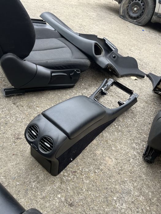 Салон Мерцедес w209