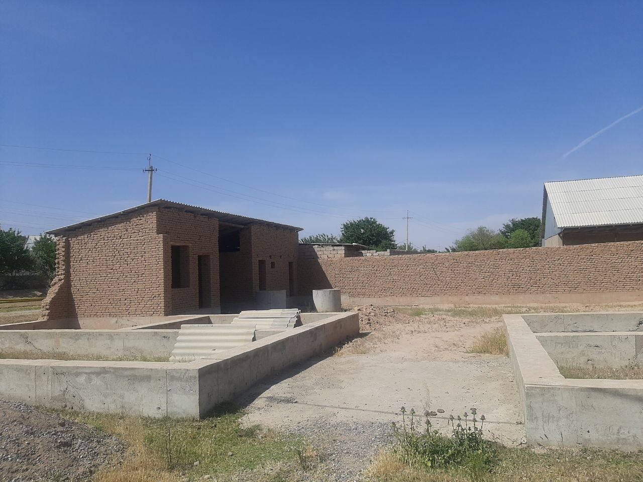Uchastda sotilad