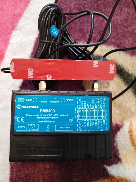 Tracker teltonika FM5300