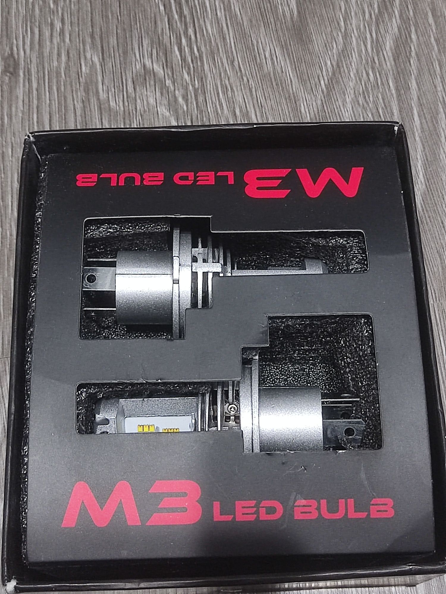 Продавам LED крушки H4