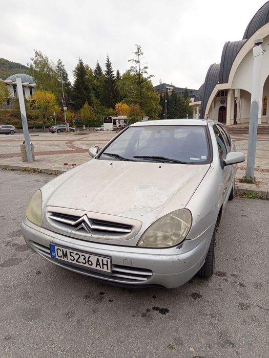 Лек автомобил Citroen