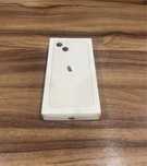 Обменяю iPhone 13 White 128GB на модель выше (без доплаты)