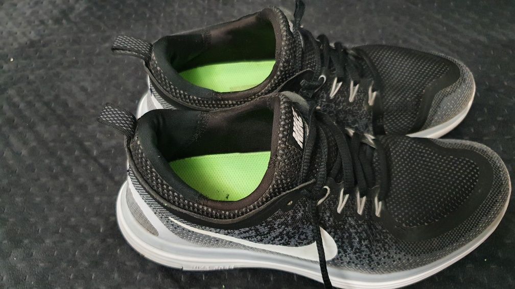 Adidași Nike Free Run Distance 2 original masura 40 alergare plimbare