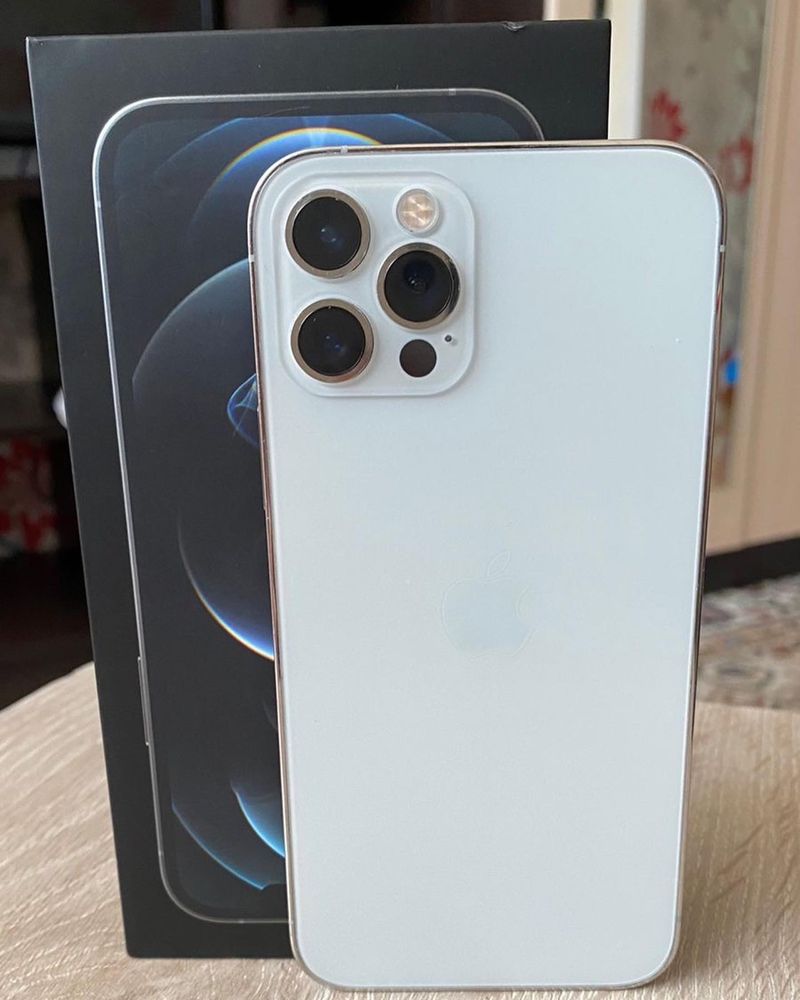 Продаю iphone 12 pro