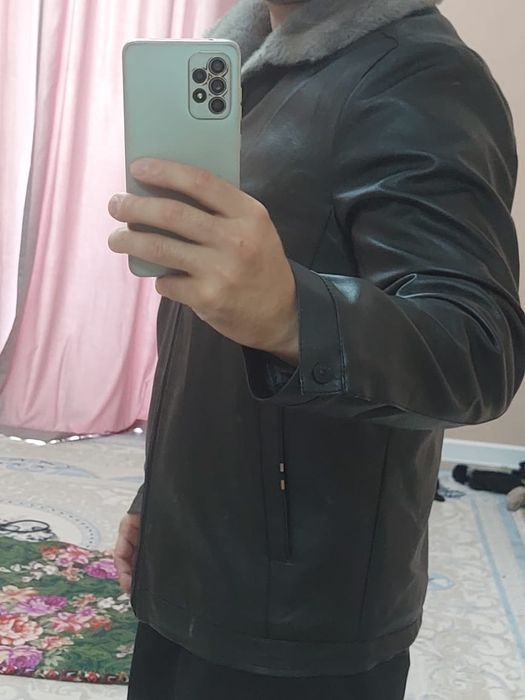 Кожаная зимняя куртка