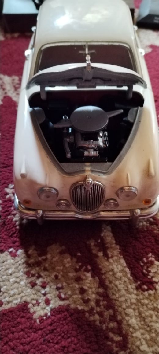 Masinute de colectie