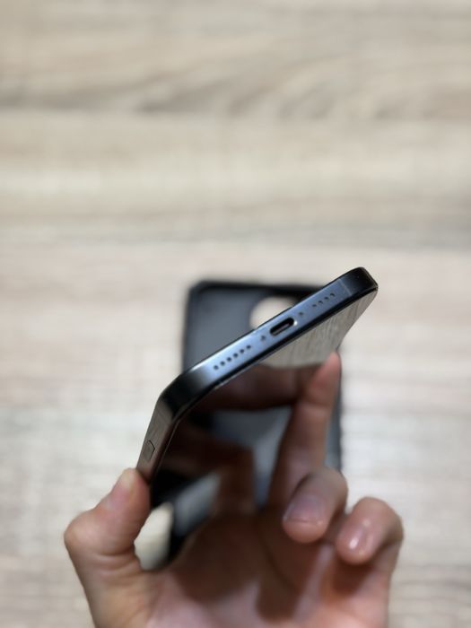 Iphone 16 ProMax 250 Gb Black Titanium ESim