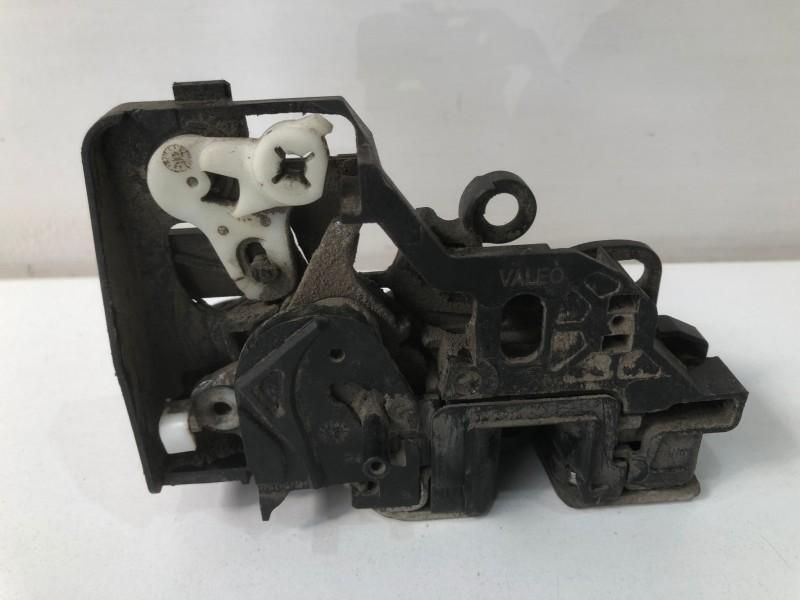 Broasca usa dreapta spate Dacia Sandero 2 (2012-2017) 825028727r
