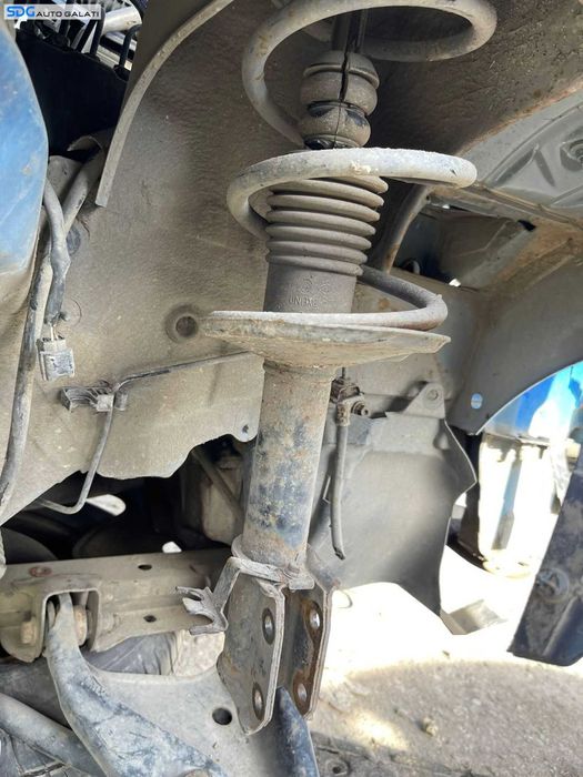 Amortizor Complet cu Arc Flansa Dreapta Fata Dacia Logan 2004 - 2012