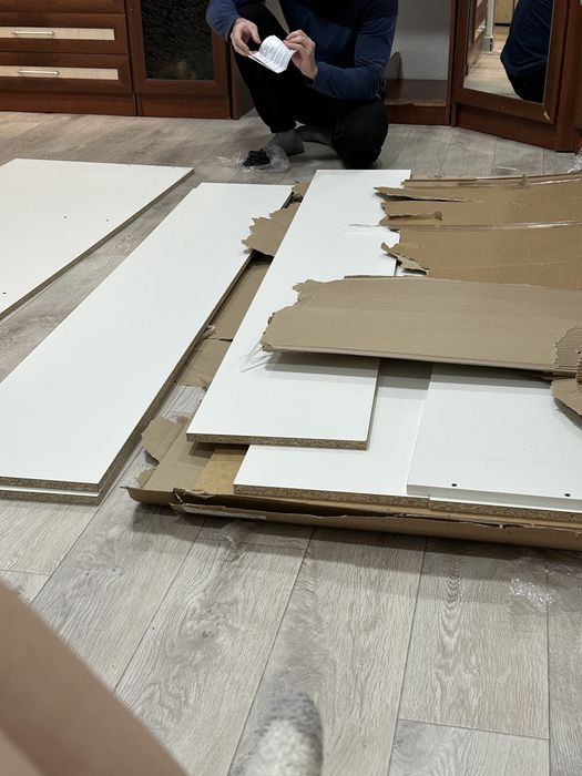 Продам кровать с матрасом в хорошем состоянии.