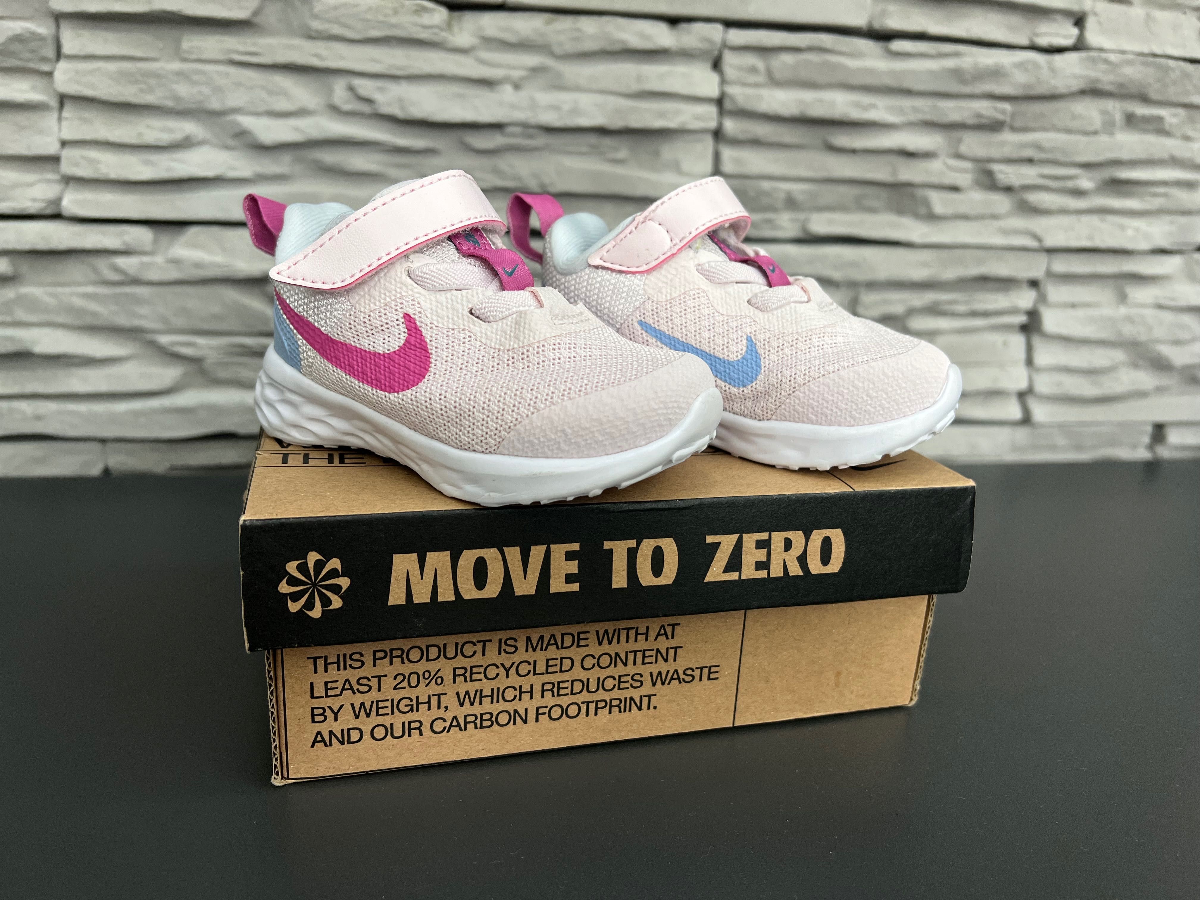 Маратонки Nike за момиче размер 18.5