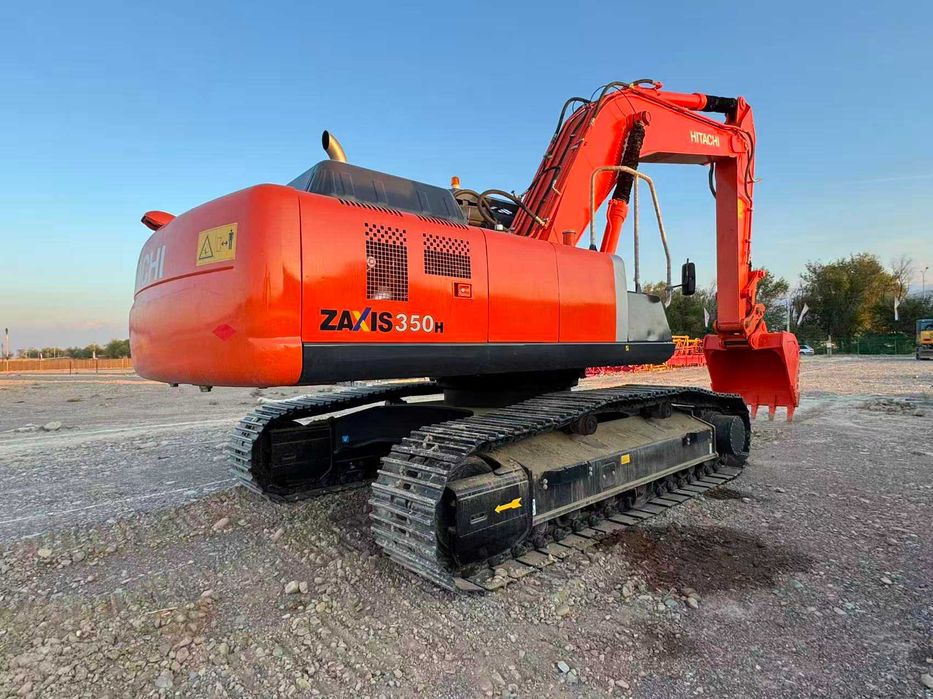 Б/у высококачественный экскаватор Hitachi ZX350 1,6 м3 32 т