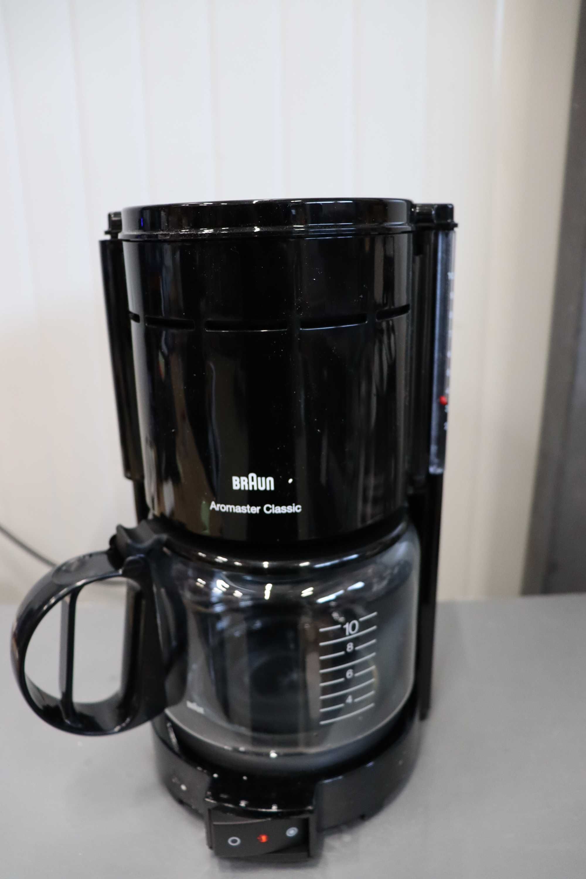 Шварц Кафемашина Braun Aromaster Classic KF47, ПРОМОЦИЯ