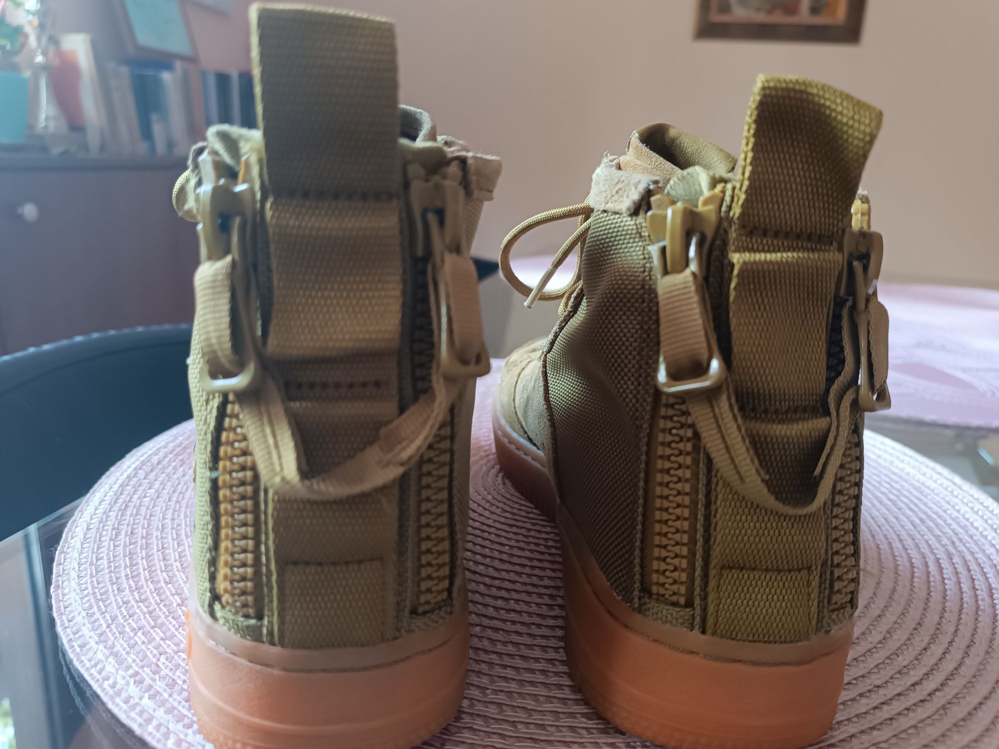 Nike SF Afi Mid (GS) 38