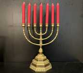 Sfesnic din bronz Menorah