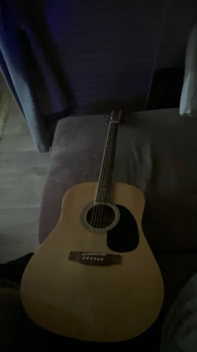 Продам гитару акустика