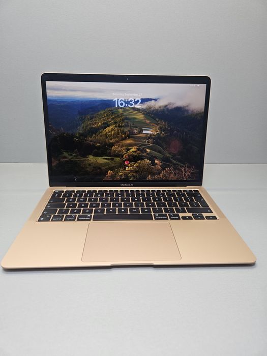Macbook air apple A2337 M1 розово злато