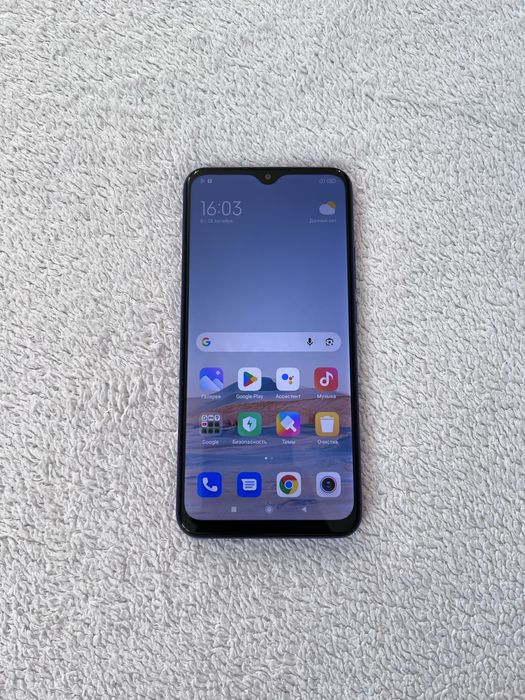 Redmi 9 4/64GB.