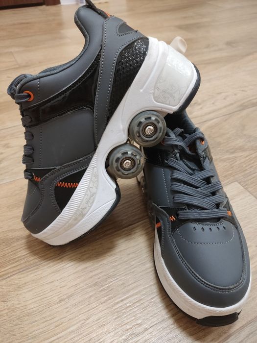 Маратонки със сгъваеми кънки