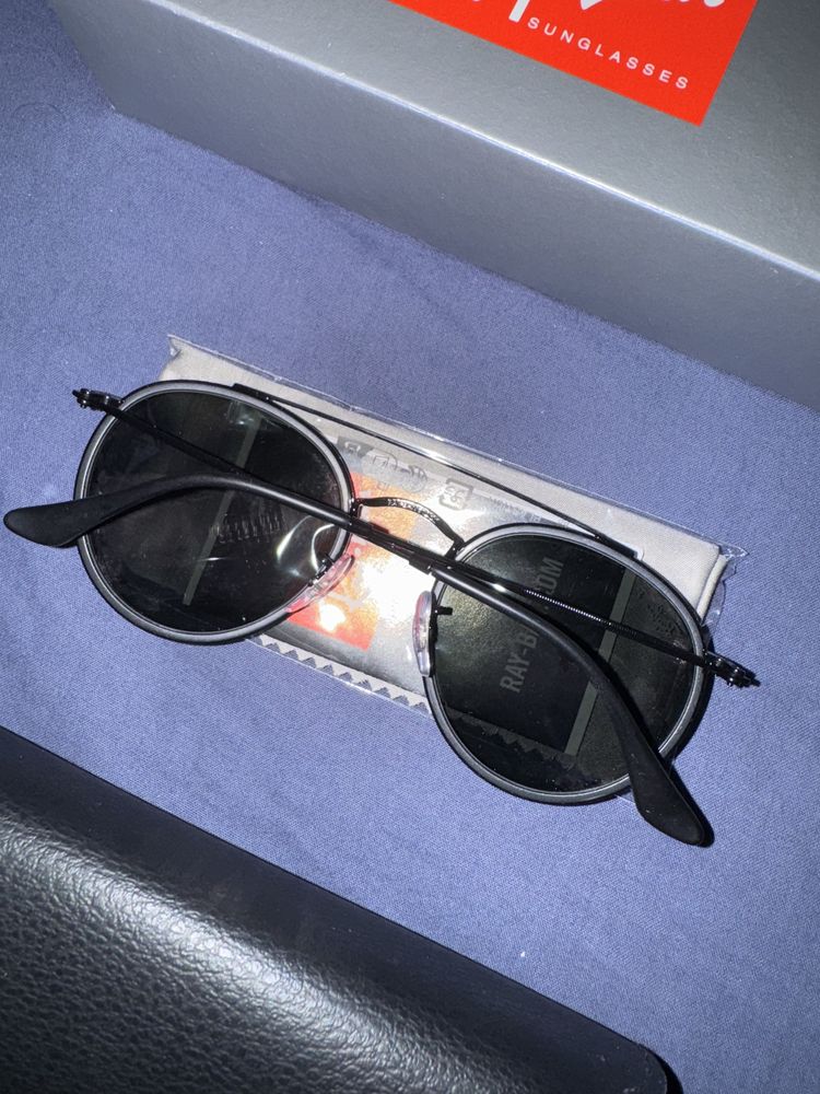 RayBan чисто нови очила