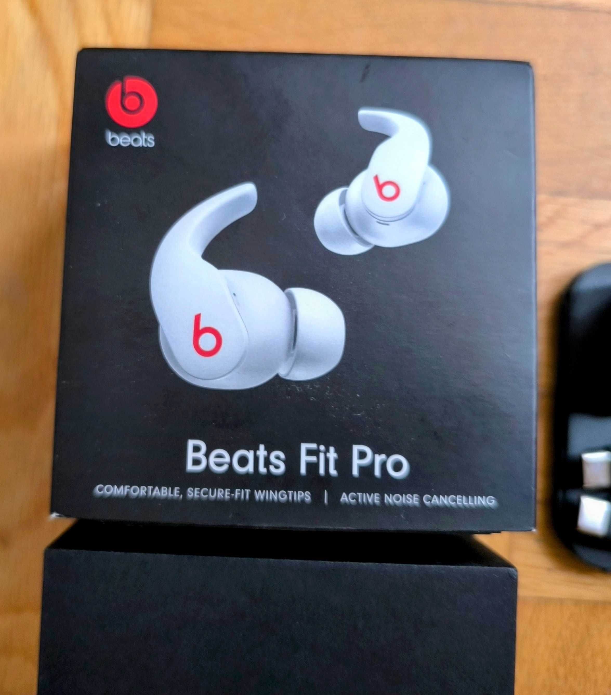 Слушалки Beats FIT PRO