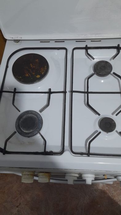 Газовая плита с духовкой