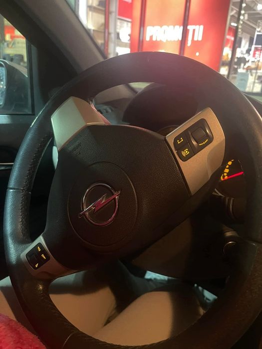 De vanzare opel astra h 2008 1.6 bezina