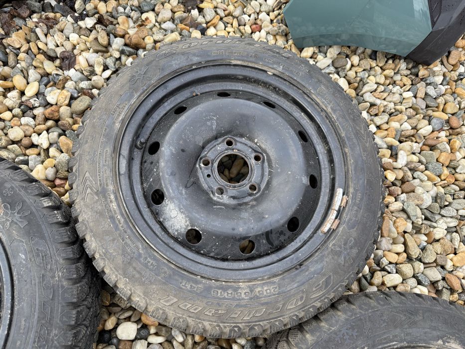 Set jante R16 cu anvelope iarnă 205/55/16 Hyundai Kona
