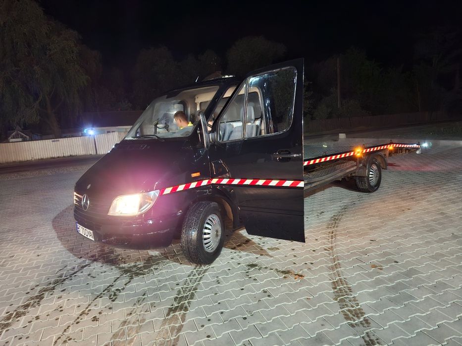 Vând Mercedes benz