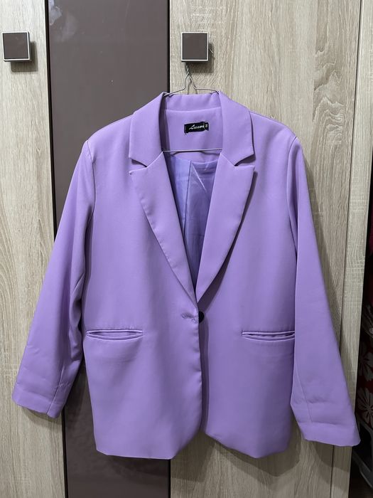 Женский костюм , сиреневый