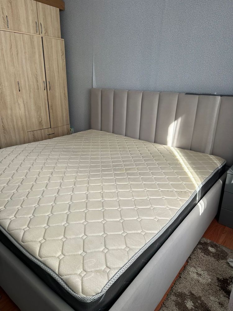 Продам 2-х спальную кровать