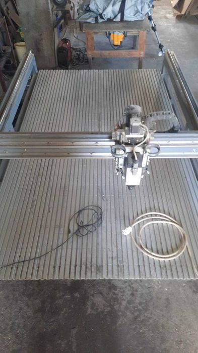 Vand Router freza CNC prelucrare lemn 2.2 Kw