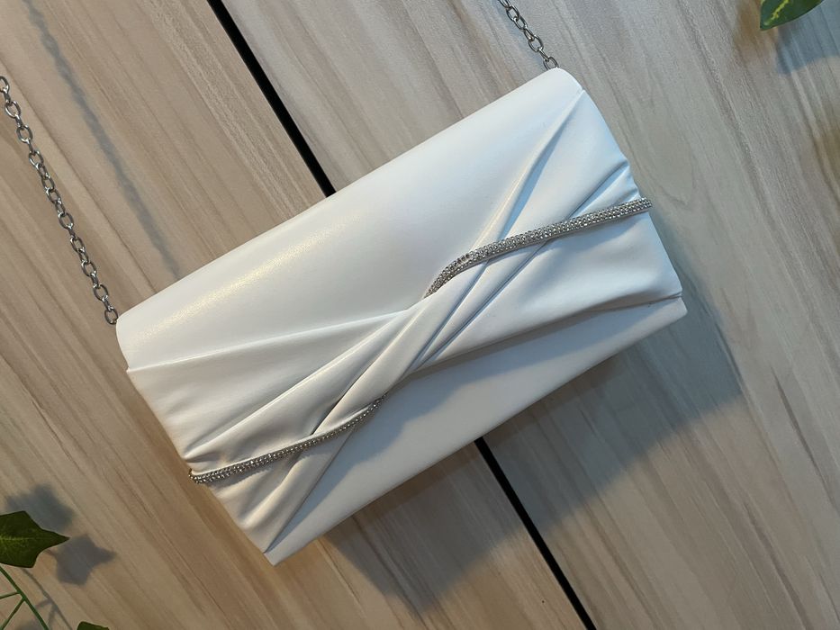 Офицялна дамска чантичка