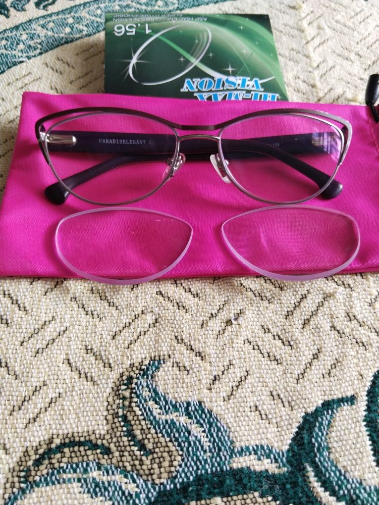 Новые очки PARADISE для чтения+3,25 , запасные линзы +3,5 Антиблик