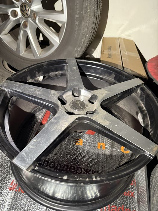 Диски r19 от мерседеса