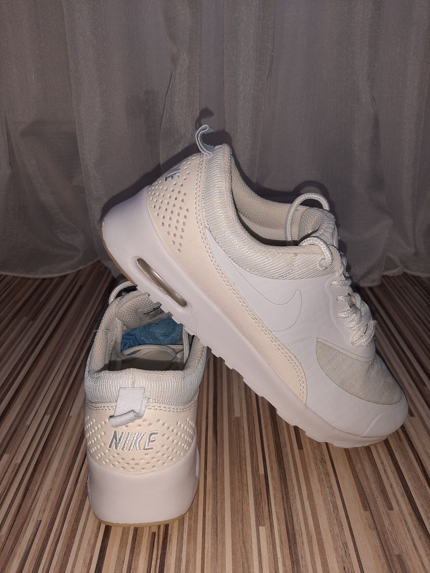 Adidași Nike Air Max Thea mărime 39 (uk5,5)